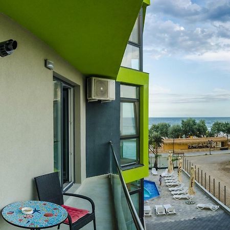 Ferienwohnung Apartament Azzurro - Alezzi Beach Năvodari Exterior foto
