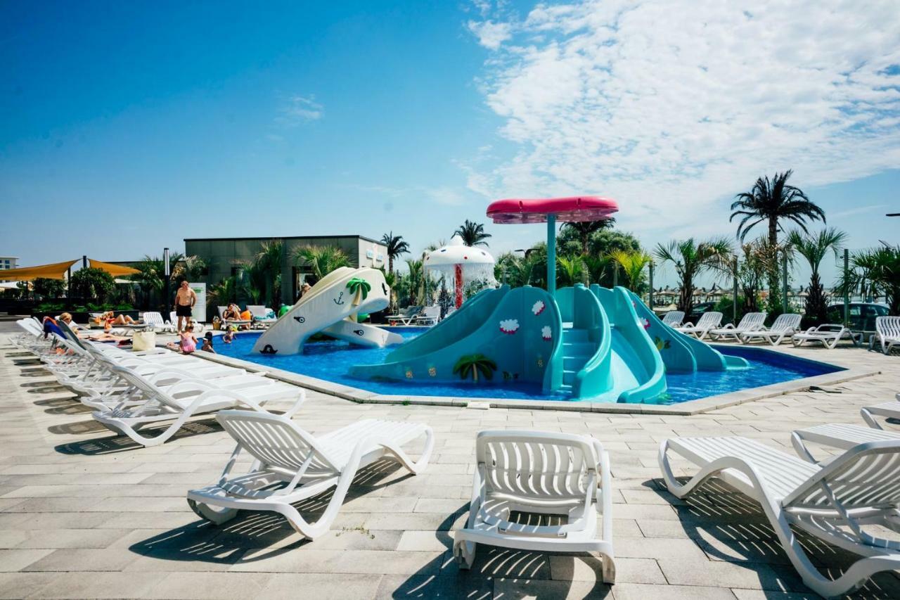 Ferienwohnung Apartament Azzurro - Alezzi Beach Năvodari Exterior foto